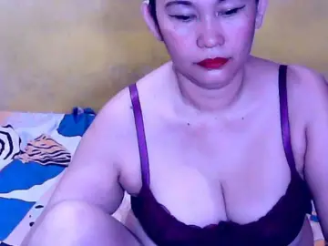 Carmela4uのBongacamsでアダルトビデオチャット