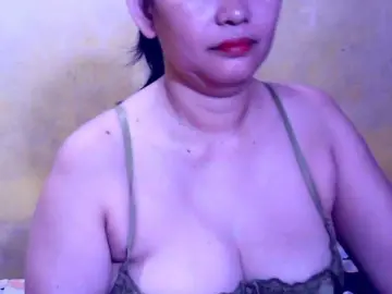 Carmela4uのBongacamsで人気のアダルト配信