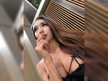 DivaCharmのBongacamsで無料ライブポルノ