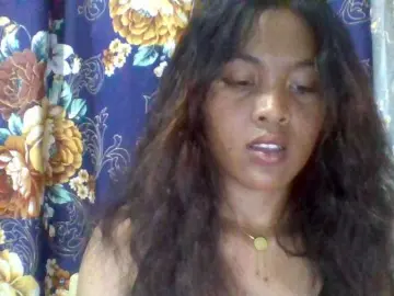 Nina-001のBongacamsでプライベートチャット