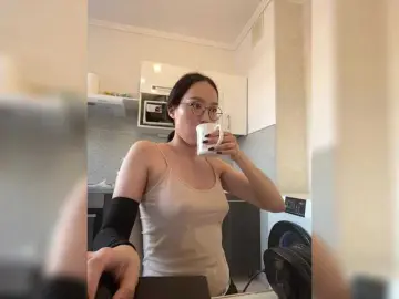 kisik258のBongacamsで人気のアダルト配信