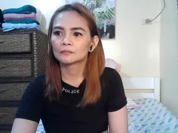 lilymaepinayのBongacamsでセックスチャット