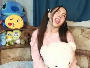 PussyRoseのBongacamsで無料ライブポルノ