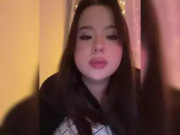 CateLongのBongacamsでセックスカメラ