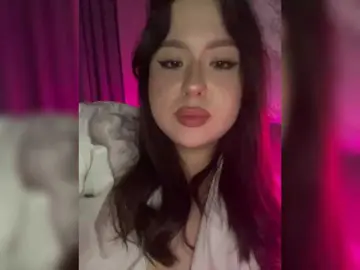 CateLongのBongacamsでプライベートチャット