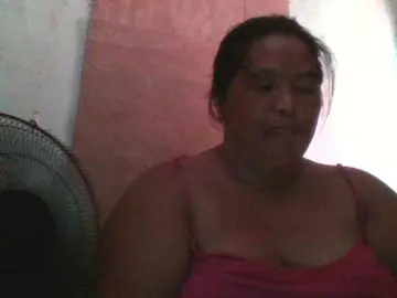 Yummypussy432のBongacamsで無料ライブポルノ