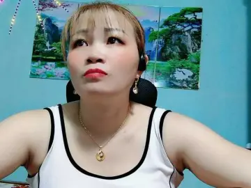 Linhanhsex2kのBongacamsでプライベートチャット