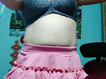 Linhanhsex2kのBongacamsでプライベートチャット