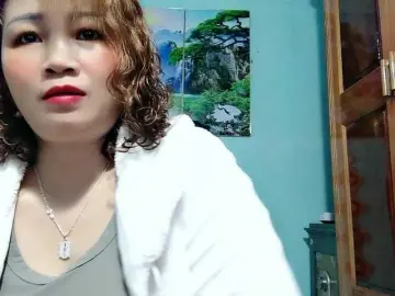 Linhanhsex2kのBongacamsでアダルトカメラ配信