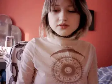 SnowWhiteNikaのBongacamsでプライベートチャット