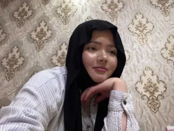 MachelleEchavarriaのBongacamsで人気のアダルト配信