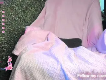 LeenyLipssのBongacamsで無料ライブポルノ