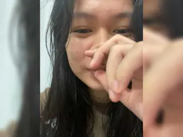 Lovefeetnude-1のBongacamsで無料ポルノカメラ