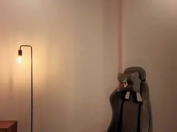 French-EyesのBongacamsでライブセックス映像