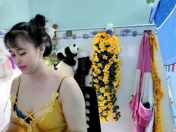 Youngsee69のBongacamsで今すぐ視聴可能なセックスカム