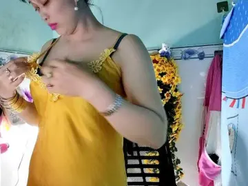 Youngsee69のBongacamsでプライベートチャット