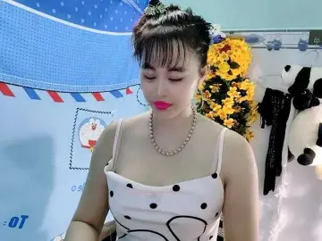 Youngsee69のBongacamsでプライベートチャット
