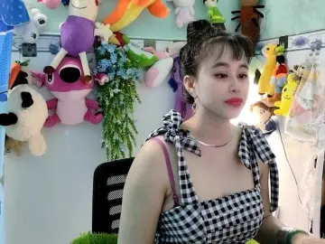 Youngsee69のBongacamsでライブポルノ配信