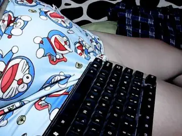 MoanFormebbのBongacamsで無料ポルノカメラ