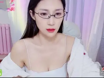 mimichan-777のBongacamsで無料ライブポルノ