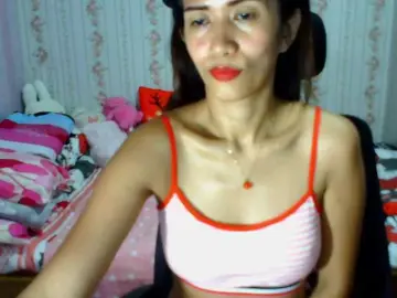 ClitoriaのBongacamsでプライベートチャット