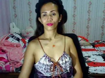 ClitoriaのBongacamsで最高のライブ配信