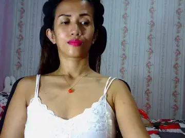 ClitoriaのBongacamsで無料ポルノカメラ