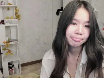 amiya-cuteのBongacamsでセックスチャット