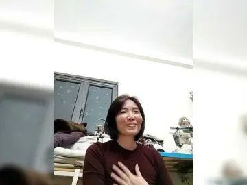 linka99のBongacamsでセックスチャット