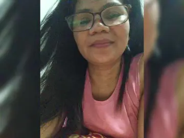 revive02のBongacamsで高画質ウェブカメラ