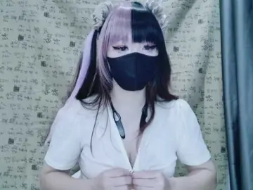 kiki-001のBongacamsでプライベートチャット