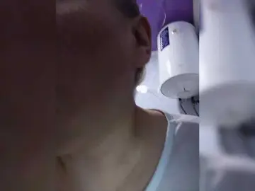 QweentisのBongacamsでライブチャット