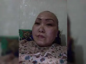 QweentisのBongacamsでプライベートチャット