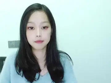 Selinababy99のBongacamsで人気のアダルト配信