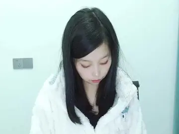 Selinababy99のBongacamsでプライベートチャット