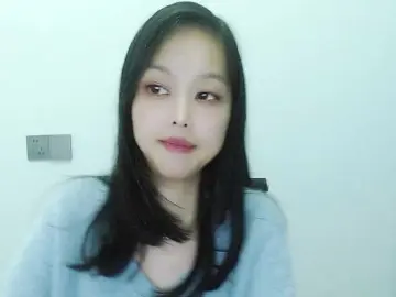 Selinababy99のBongacamsでセックスカメラ