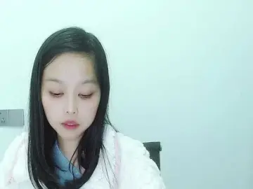 Selinababy99のBongacamsで人気のアダルト配信