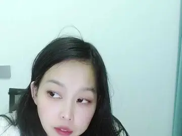 Selinababy99のBongacamsでセックスカメラ