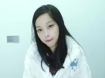 Selinababy99のBongacamsで無料ポルノカメラ