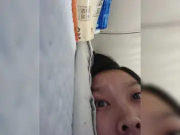 Selinababy99のBongacamsでセックスカメラ