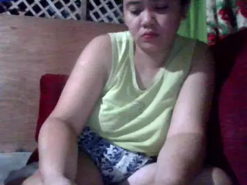 LovelyShaxxx3のBongacamsでライブチャット