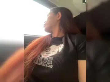 candiceloveeのBongacamsでプライベートチャット