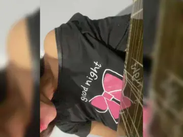 candiceloveeのBongacamsでライブチャット