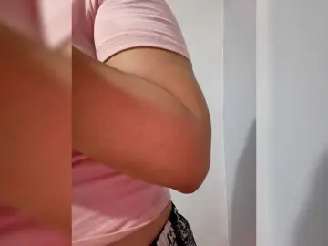 candiceloveeのBongacamsで無料ライブポルノ