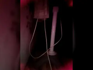 candiceloveeのBongacamsでヌードカメラ