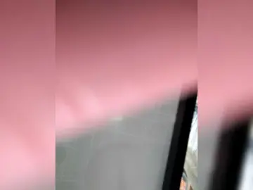 candiceloveeのBongacamsでヌードカメラ