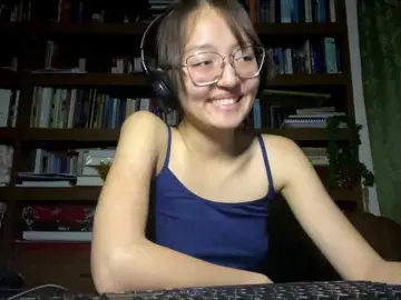 MellieTormeyのBongacamsでプライベートチャット