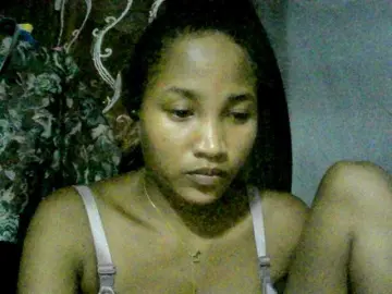 AsmirahのBongacamsでライブセックス映像