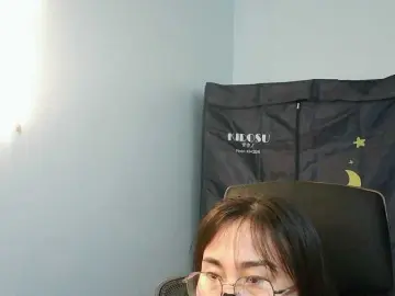 girl30sluttyのBongacamsでセックスカメラ