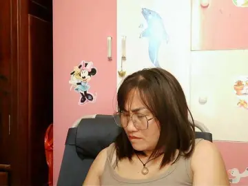 girl30sluttyのBongacamsでライブセックス映像